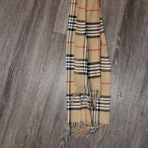 Scarf New 100% Cashmere Scarf